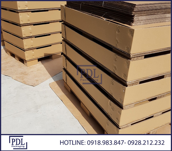 Pallet giấy